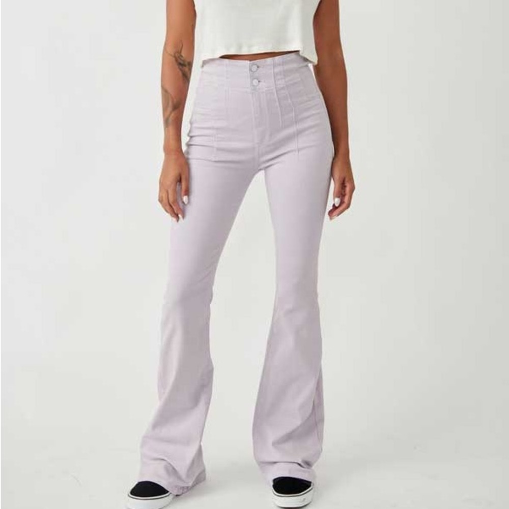 NWT Free People Jayde Flare Jeans in Lavender Z187